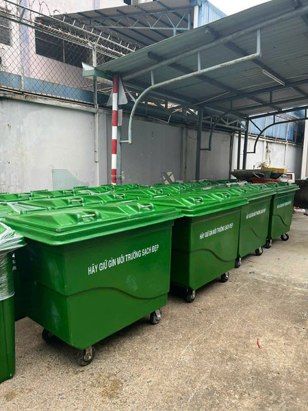 Thùng rác môi trường